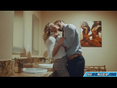 ❤️ Quand une blonde plantureuse vous séduit dans des toilettes publiques. ❤ Vidéo de baise at fr.banglablog.top ❌